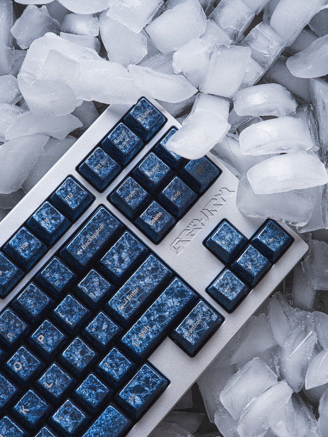 [GB] Awekeys Wild Ice Metal Keycaps Set