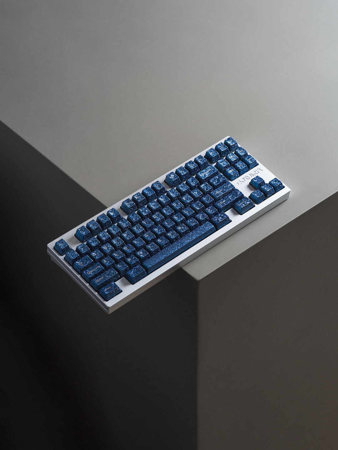 [GB] Awekeys Wild Ice Metal Keycaps Set