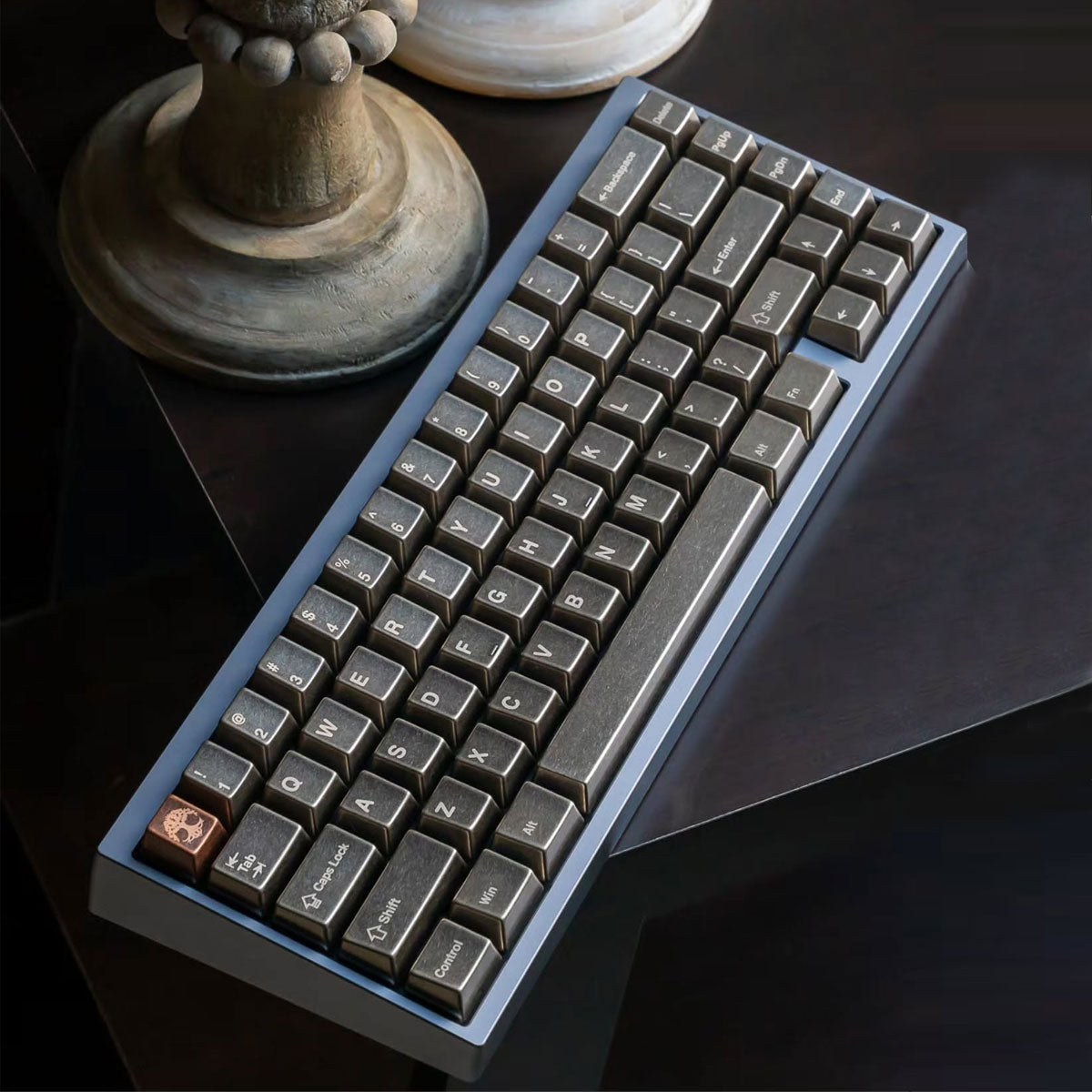 [GB] Awekeys Viking Antiques Full Metal Keycaps - Base Kit