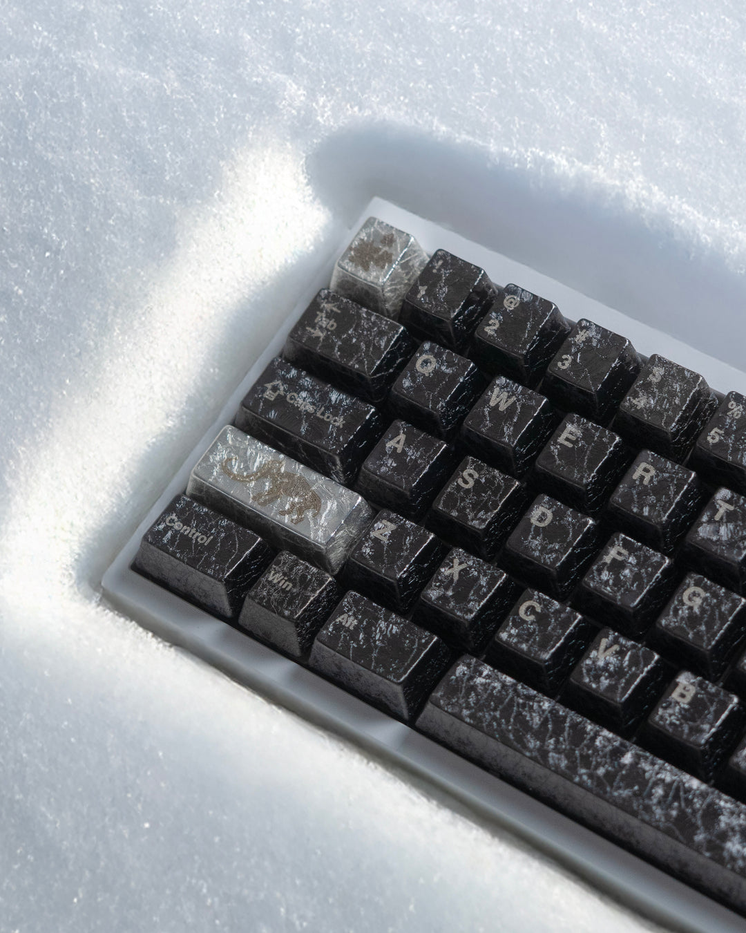 [GB] Awekeys Wild Ice Metal Keycaps Set