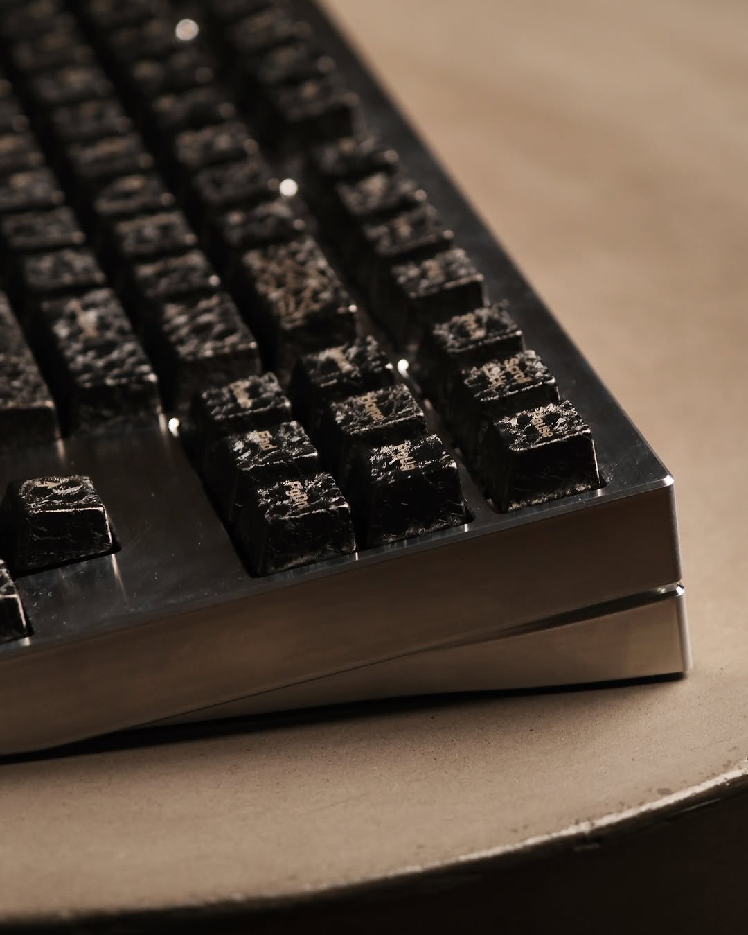 [GB] Awekeys Wild Ice Metal Keycaps Set