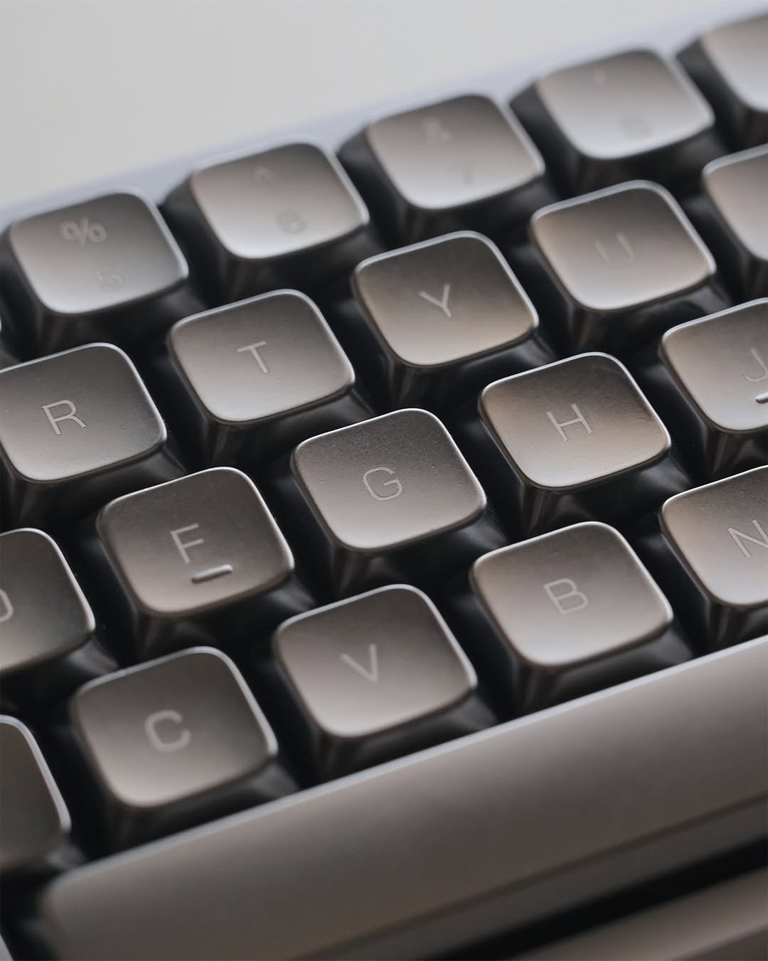 [GB] Awekeys Air Low-Profile Metal Keycaps