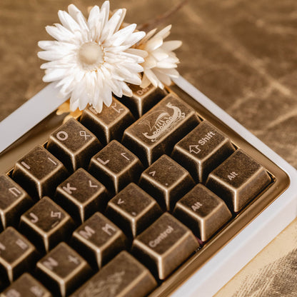 [GB] Awekeys Viking Antiques Full Metal Keycaps - Base Kit