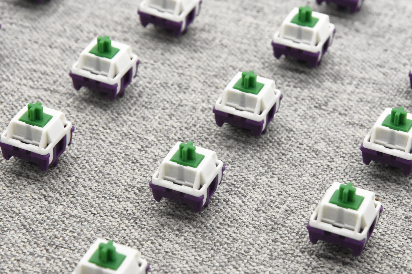 JOKERD 零 CLOSER HMX x 80Retros Joker Linear Switches – Keebz N Cables