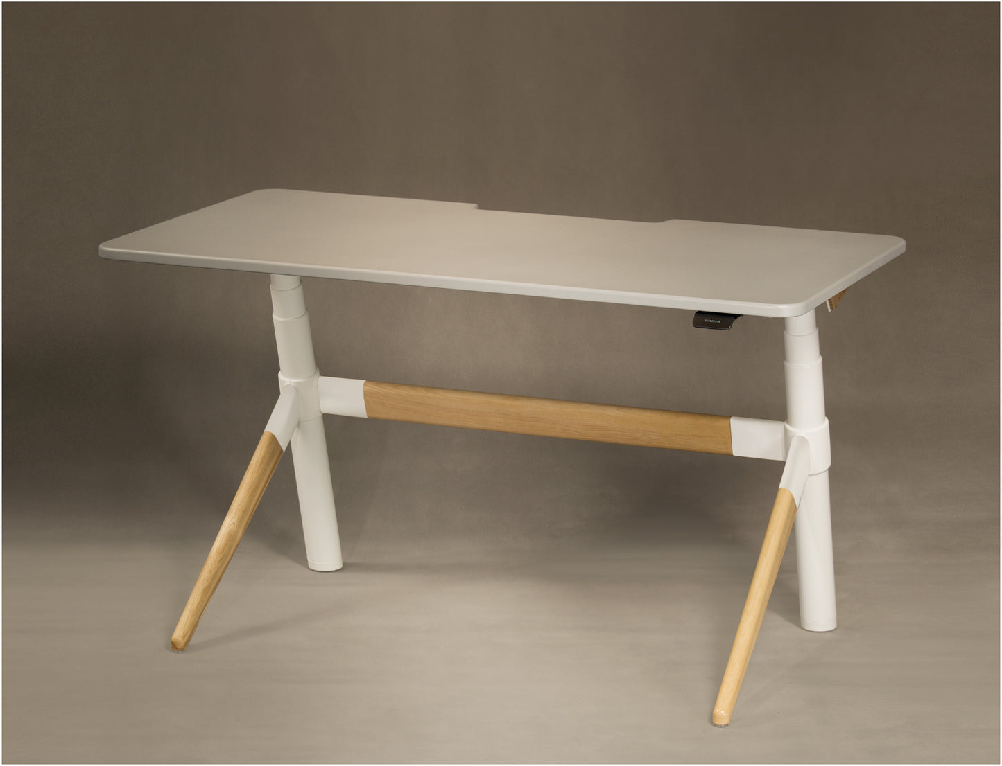 Karma Essence - Standing Desk